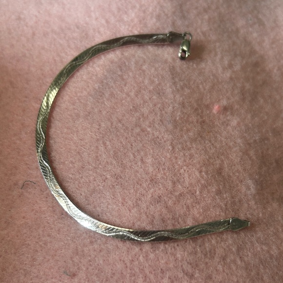 Vintage Italy Sterling Silver Herringbone Bracelet- 7.5" Length - Picture 2 of 6